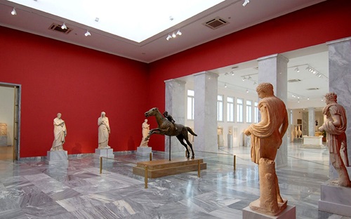 5 national-archaeological-museum-internal-Greece Specialty Tours